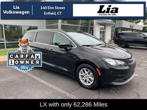 2022 Chrysler Voyager LX