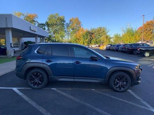 2025 Mazda CX-50 2.5 S Preferred Package