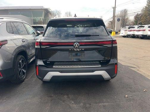 2026 Volkswagen Tiguan 2.0T SE