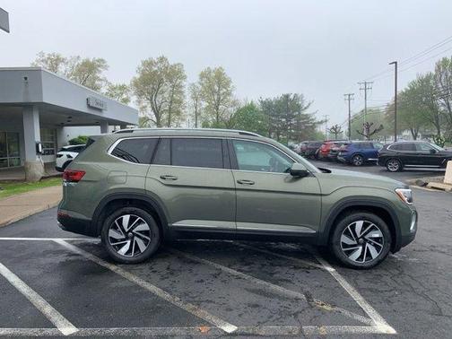 2025 Volkswagen Atlas 2.0T SEL