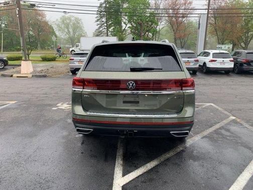 2025 Volkswagen Atlas 2.0T SEL