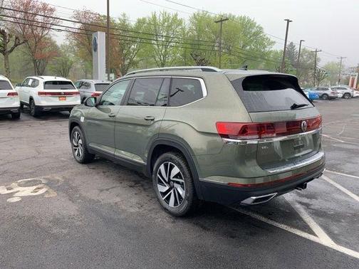 2025 Volkswagen Atlas 2.0T SEL