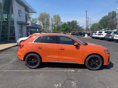 2024 Audi Q3 45 S line Premium