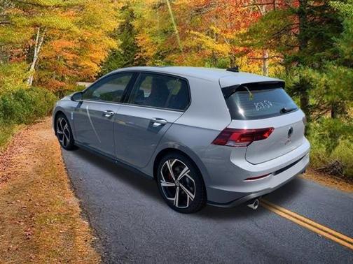 Moonstone Gray 2026 Volkswagen Golf GTI 2.0T SE