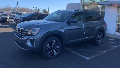 2025 Volkswagen Atlas 2.0T SE