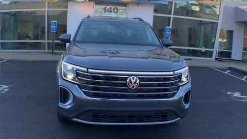 2025 Volkswagen Atlas 2.0T SE
