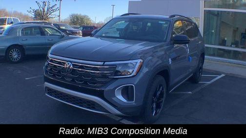 2025 Volkswagen Atlas 2.0T Peak Edition
