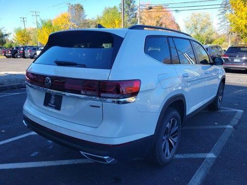 2026 Volkswagen Atlas 2.0T SE