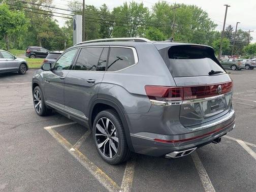 2025 Volkswagen Atlas 2.0T SEL Premium R-Line