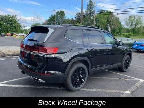 2025 Volkswagen Atlas 2.0T SE
