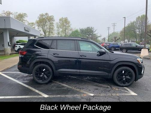 2025 Volkswagen Atlas 2.0T SE