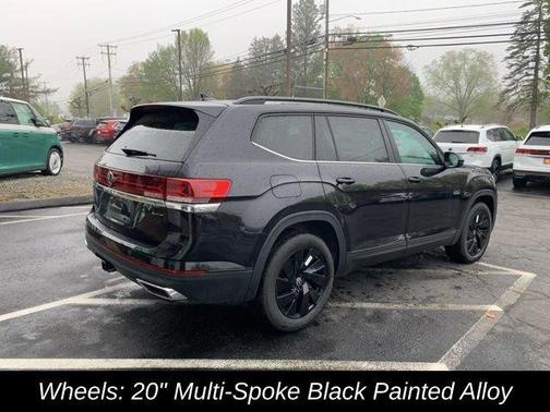 2025 Volkswagen Atlas 2.0T SE