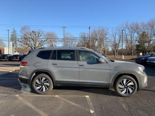2025 Volkswagen Atlas 2.0T SEL