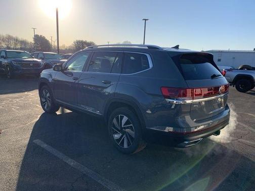 2025 Volkswagen Atlas 2.0T SEL