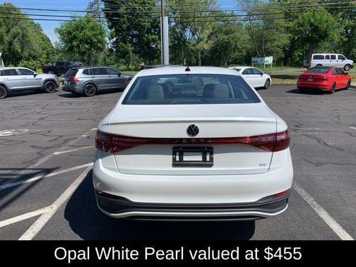 2025 Volkswagen Jetta 1.5T SE