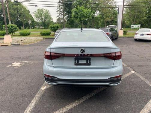 2025 Volkswagen Jetta 1.5T SE