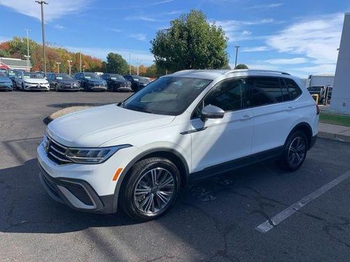 2024 Volkswagen Tiguan 2.0T Wolfsburg Edition