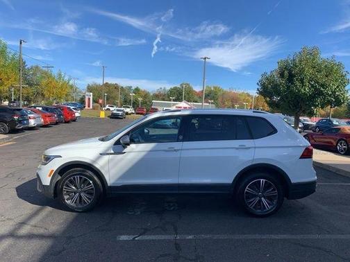 2024 Volkswagen Tiguan 2.0T Wolfsburg Edition