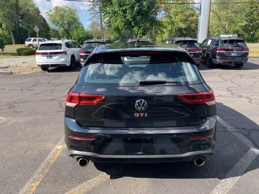 2024 Volkswagen Golf GTI 2.0T S