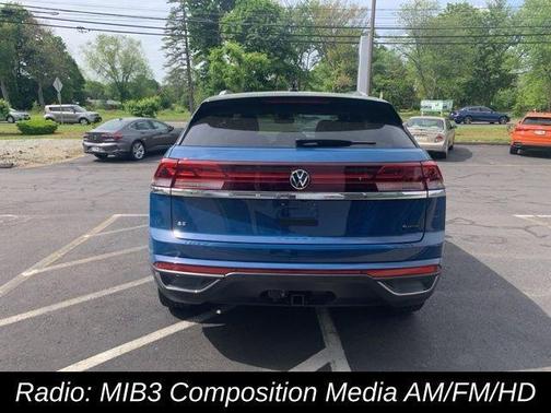 2025 Volkswagen Atlas Cross Sport 2.0T SE w/Technology