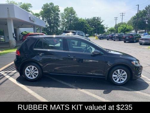 2018 Volkswagen Golf TSI S