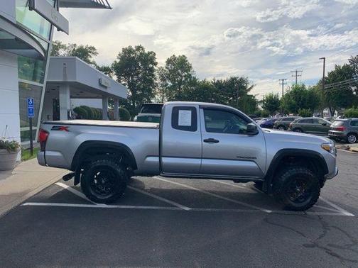 2021 Toyota Tacoma SR