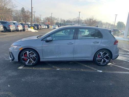 2026 Volkswagen Golf GTI SE