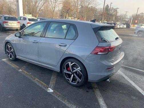 2026 Volkswagen Golf GTI SE
