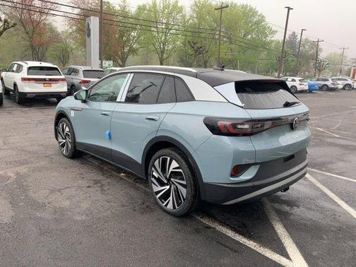 2025 Volkswagen ID.4 Pro S Plus