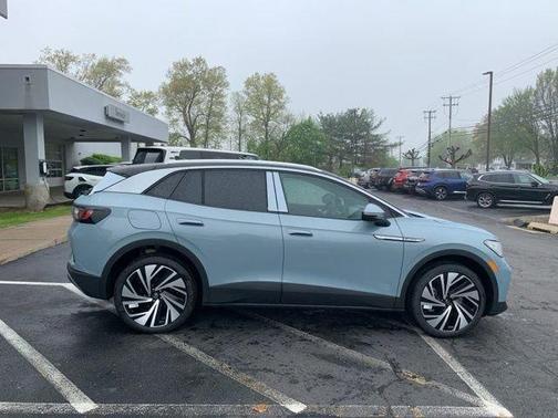 2025 Volkswagen ID.4 Pro S Plus