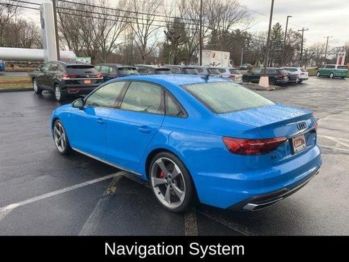 2022 Audi A4 45 S line Prestige