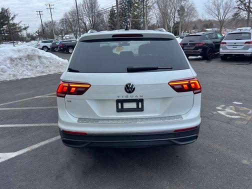 2023 Volkswagen Tiguan 2.0T SE