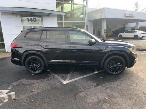 2022 Volkswagen Atlas 3.6 V6 SEL R-Line Black