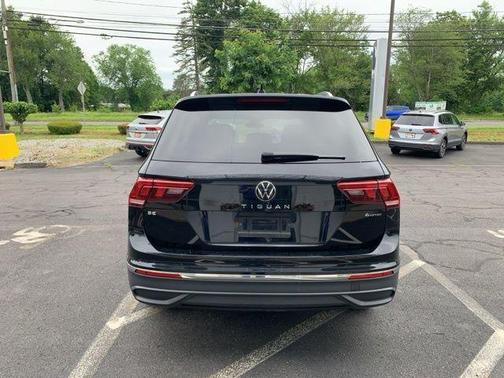 2024 Volkswagen Tiguan 2.0T SE