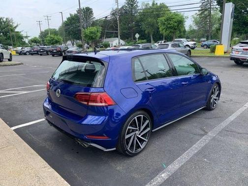 2019 Volkswagen Golf R 2.0T w/DCC & Navigation