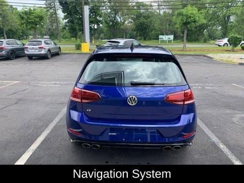 2019 Volkswagen Golf R 2.0T w/DCC & Navigation