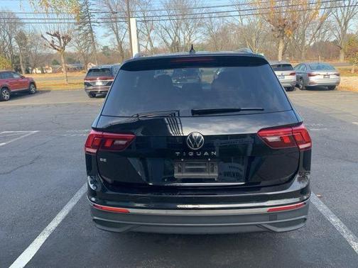 2024 Volkswagen Tiguan 2.0T SE