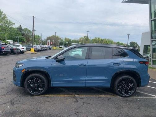 Blue 2026 Volkswagen Tiguan 2.0T SE R-Line Black