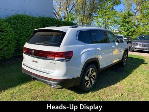 Opal White Pearl 2026 Volkswagen Atlas 2.0T SEL