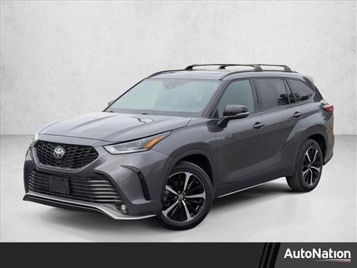 2022 Toyota Highlander XSE