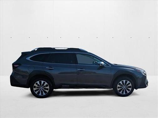 2023 Subaru Outback Touring