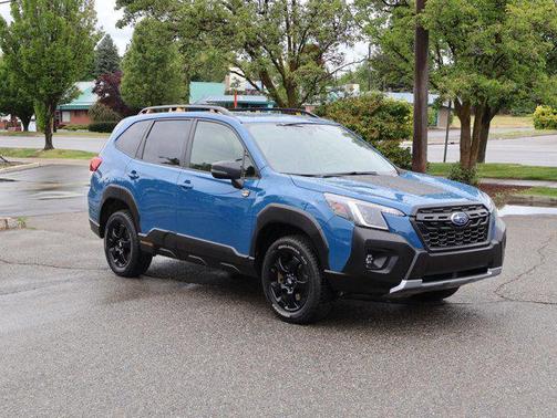 Geyser Blue 2022 Subaru Forester Wilderness