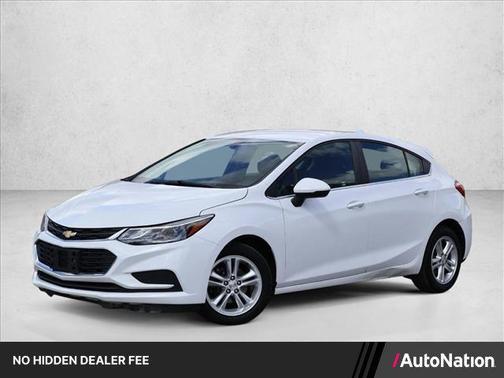 Summit White 2018 Chevrolet Cruze LT