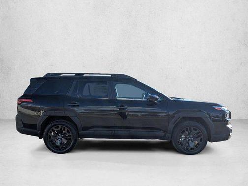 Crystal Black Pearl 2026 Subaru Outback Limited XT
