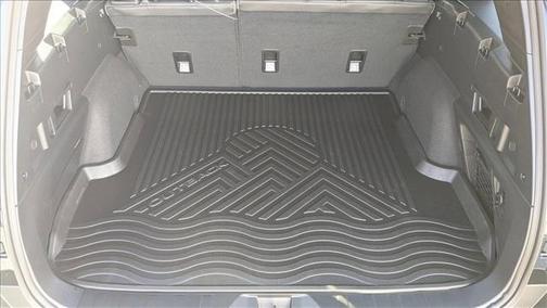 Crystal Black Pearl 2026 Subaru Outback Limited XT