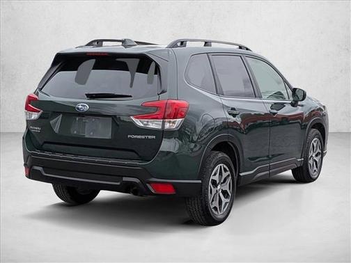 Cascade Green Silica 2022 Subaru Forester Premium