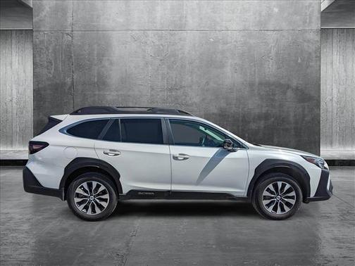 Crystal White Pearl 2025 Subaru Outback Limited