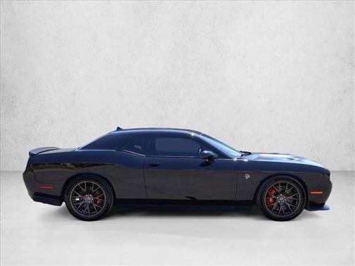 Pitch Black Clearcoat 2016 Dodge Challenger SRT Hellcat