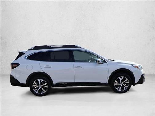Crystal White Pearl 2022 Subaru Outback Touring