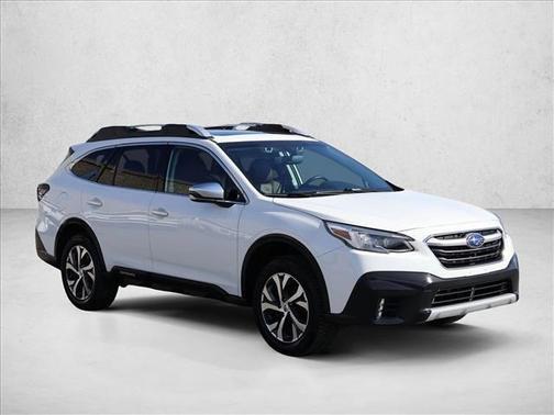 Crystal White Pearl 2022 Subaru Outback Touring
